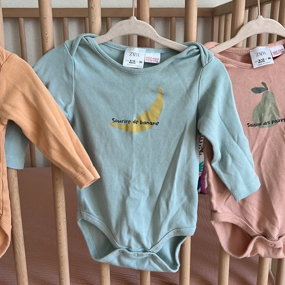 Zara (VGUC) | fruit long sleeve bodysuits